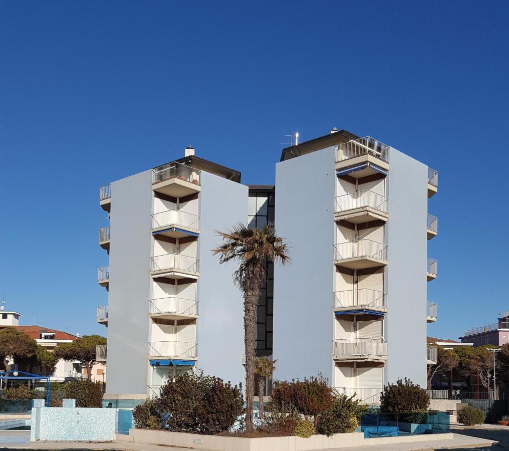 Residence Natante - Walterigato Apartments Solo Per Famiglie Lido di Jesolo Exterior photo